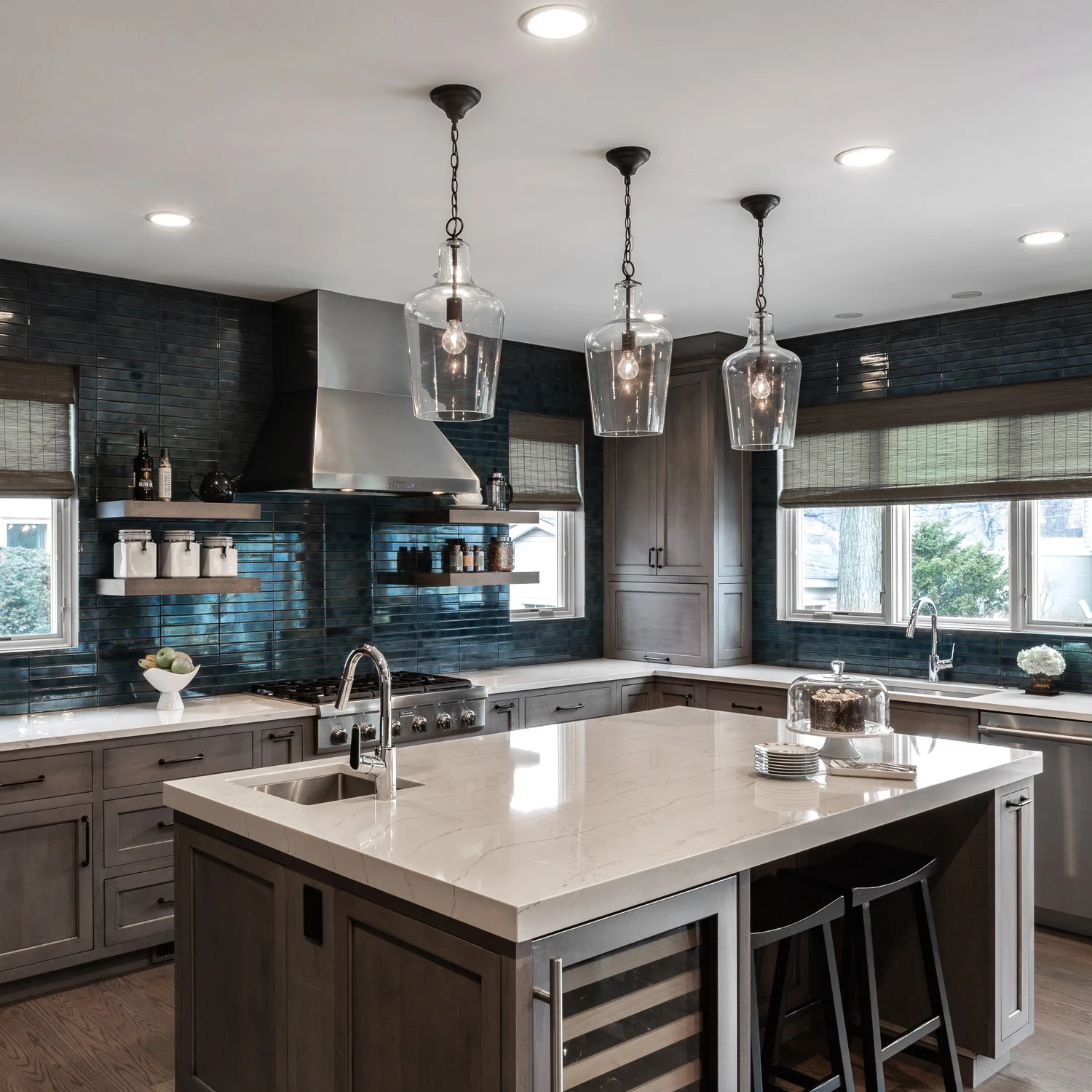 modern-evanston-farmhouse-kitchen-feature-1