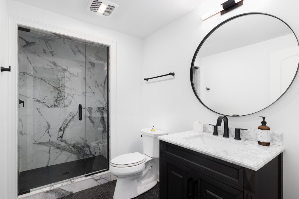 How Do You Plan a Small Bathroom Remodel Layout?