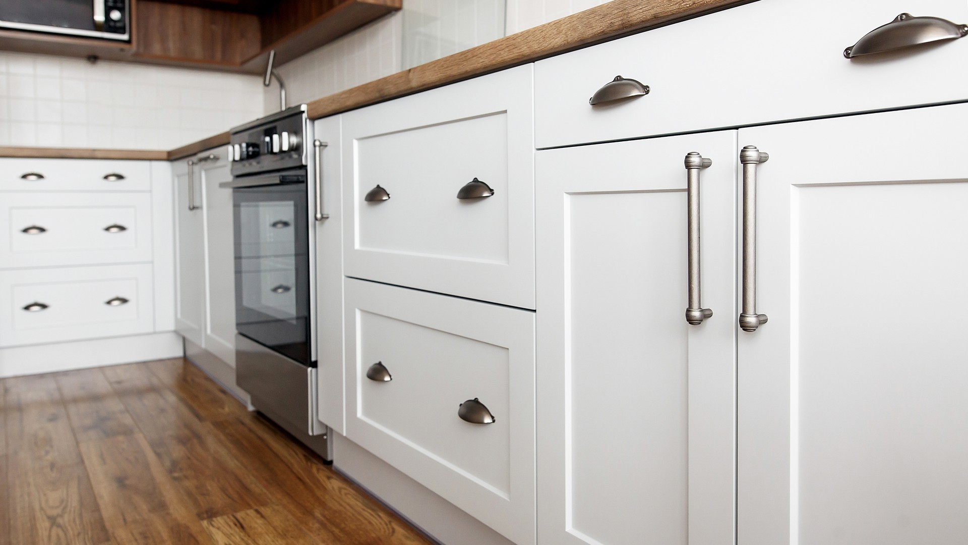 Which Kitchen Cabinet Door Style Should You Choose?